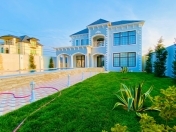 Satılır 5 otaqlı 250 m2 bağ evi Mərdəkan