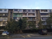 Satılır 5 otaqlı 125 m2 köhnə tikili Zərifə Əliyeva adına park