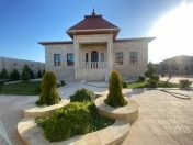 Satılır 5 otaqlı 220 m2 bağ evi Şüvəlan