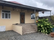 Satılır 3 otaqlı 110 m2 həyət evi Albalı