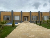 Satılır 5 otaqlı 240 m2 bağ evi Mərdəkan