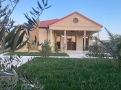Satılır 4 otaqlı 170 m2 bağ evi Mərdəkan