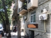 Satılır 4 otaqlı 100 m2 ofis Nəsimi r.