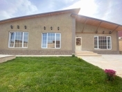 Satılır 4 otaqlı 160 m2 bağ evi Mərdəkan