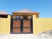 Satılır 3 otaqlı 140 m2 həyət evi Binəqədi