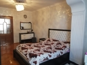 Satılır 3 otaqlı 70 m2 köhnə tikili 8 mkr