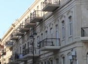 İcarəyə verilir 6 otaqlı 160 m2 ofis Səbail r.