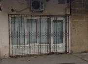 İcarəyə verilir 1 otaqlı 20 m2 ofis Sevinc k/t