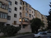 Satılır 3 otaqlı 75 m2 köhnə tikili Gənclik m.