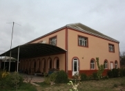 Satılır 7 otaqlı 8 m2 həyət evi Binə