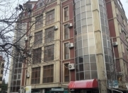 İcarəyə verilir 7 otaqlı 220 m2 ofis Gənclik m.