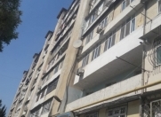 Satılır 2 otaqlı 52 m2 köhnə tikili İnşaatçılar m.