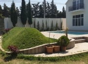 İcarəyə verilir 3 otaqlı 210 m2 bağ evi Novxanı