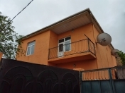 Satılır 5 otaqlı 200 m2 həyət evi Xırdalan