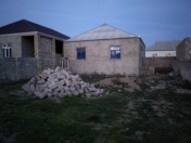 Satılır 3 otaqlı 100 m2 həyət evi Binə