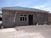 Satılır 3 otaqlı 70 m2 həyət evi Binə