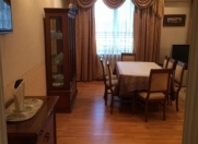 İcarəyə verilir 3 otaqlı 130 m2 yeni tikili Beşmərtəbə