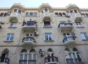 İcarəyə verilir 1 otaqlı 40 m2 köhnə tikili Nəsimi r.