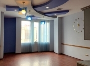 İcarəyə verilir 12 otaqlı 506 m2 ofis Nəriman Nərimanov m.