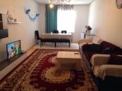 Satılır 4 otaqlı 10000 m2 həyət evi Y.Ramana