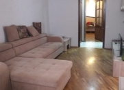 Satılır 2 otaqlı 60 m2 köhnə tikili İnşaatçılar m.