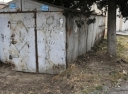 Satılır 8 m2 qaraj Xalqlar Dostluğu m.