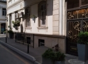 İcarəyə verilir 5 otaqlı 110 m2 ofis İçəri Şəhər m.