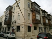 İcarəyə verilir 5 otaqlı 200 m2 ofis İçəri Şəhər m.