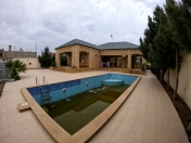 İcarəyə verilir 4 otaqlı 180 m2 bağ evi Şüvəlan