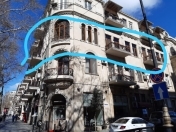 Satılır 6 otaqlı 300 m2 köhnə tikili Sahil m.