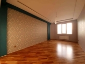 Satılır 3 otaqlı 100 m2 yeni tikili 7 mkr