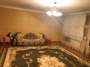 Satılır 3 otaqlı 90 m2 köhnə tikili Gənclik m.