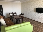 İcarəyə verilir 2 otaqlı 96 m2 yeni tikili Əhmədli m.