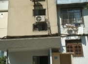 Satılır 4 otaqlı 80 m2 köhnə tikili İnşaatçılar m.