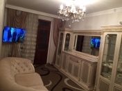 Satılır 2 otaqlı 61 m2 köhnə tikili 9 mkr