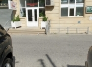 İcarəyə verilir 10 otaqlı 140 m2 ofis Nəsimi r.