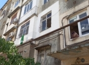 Satılır 1 otaqlı 30 m2 köhnə tikili Hərbi Hospital