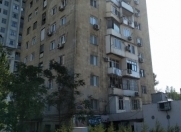 Satılır 2 otaqlı 46.3 m2 köhnə tikili İnşaatçılar m.
