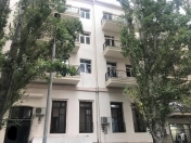 Satılır 1 otaqlı 45 m2 köhnə tikili 28 May m.
