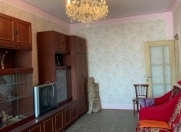 Satılır 4 otaqlı 100 m2 köhnə tikili İnşaatçılar m.