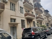 Satılır 4 otaqlı 116 m2 köhnə tikili Fontanlar bağı