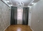 Satılır 2 otaqlı 80 m2 yeni tikili Əhmədli m.