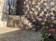 Satılır 3 otaqlı 85 m2 həyət evi Ramana