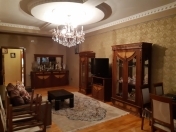 Satılır 3 otaqlı 124 m2 yeni tikili Yasamal parkı