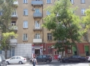 Satılır 2 otaqlı 52 m2 köhnə tikili Hüseyn Cavid parkı