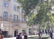 Satılır 4 otaqlı 160 m2 köhnə tikili Sahil bağı