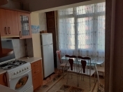 Satılır 3 otaqlı 90 m2 köhnə tikili 8 mkr