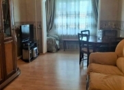 Satılır 4 otaqlı 105 m2 köhnə tikili İnşaatçılar m.