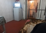 Satılır 1 otaqlı 12 m2 həyət evi Nizami m.