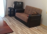 İcarəyə verilir 1 otaqlı 30 m2 köhnə tikili 8 km